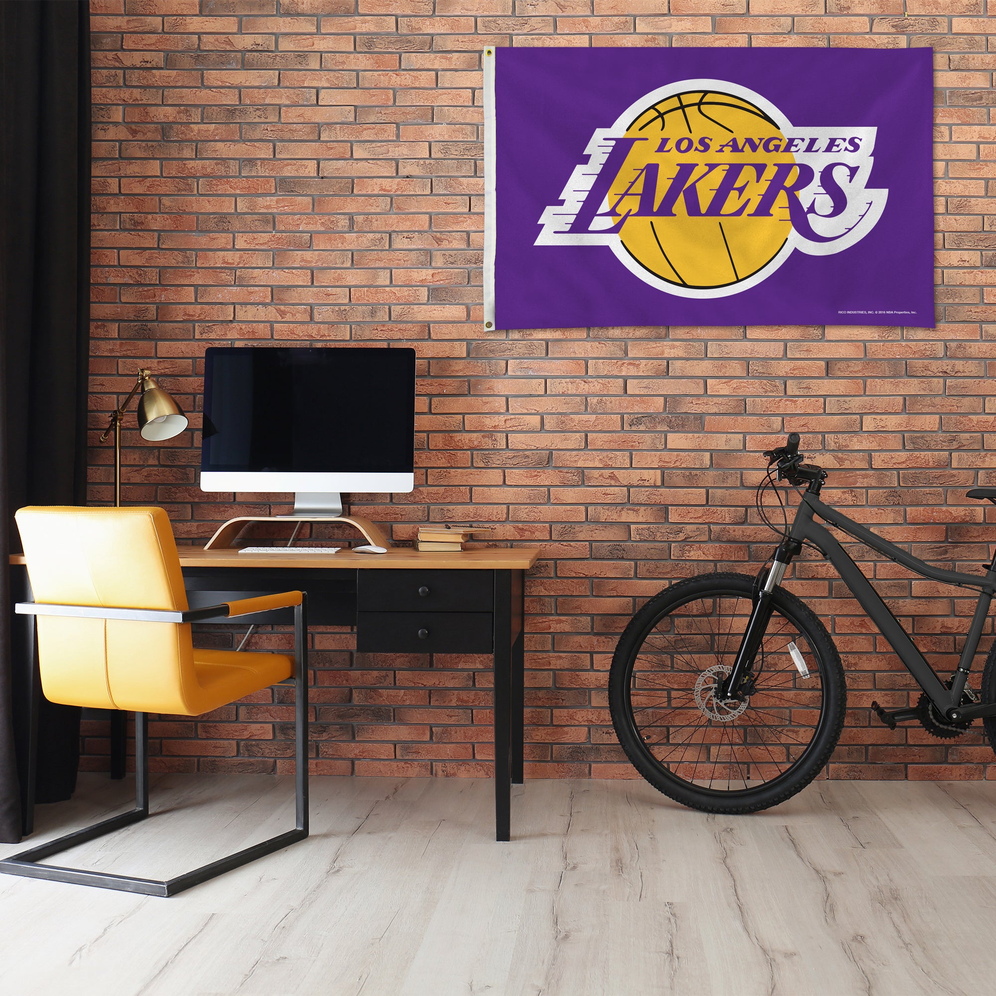 LOS ANGELES LAKERS GOLD CAR FLAG – JR'S SPORTS